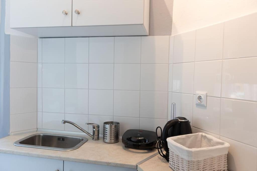 Όμορφο Στούντιο Στο Κέντρο Της Πόλης. Apartment Лариса Екстериор снимка