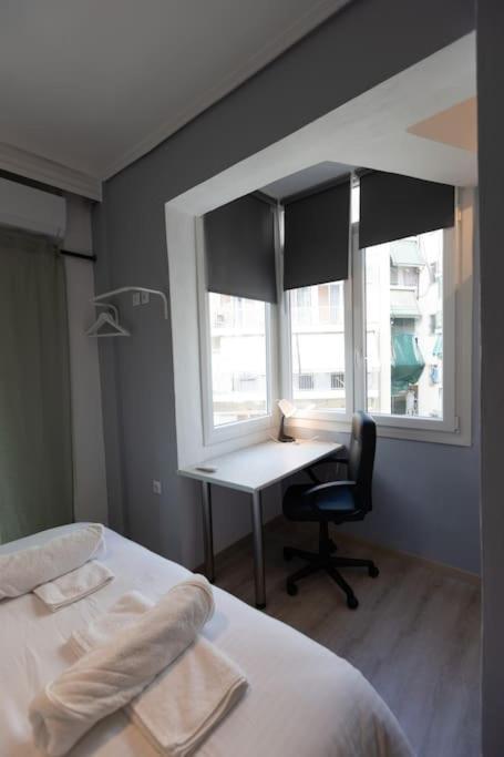 Όμορφο Στούντιο Στο Κέντρο Της Πόλης. Apartment Лариса Екстериор снимка
